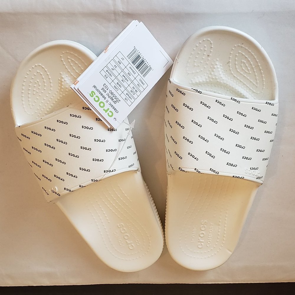 CROCS UNISEX-ADULT MEN'S AND WOMEN'S Classic Slides Size: Men 6, Women 8